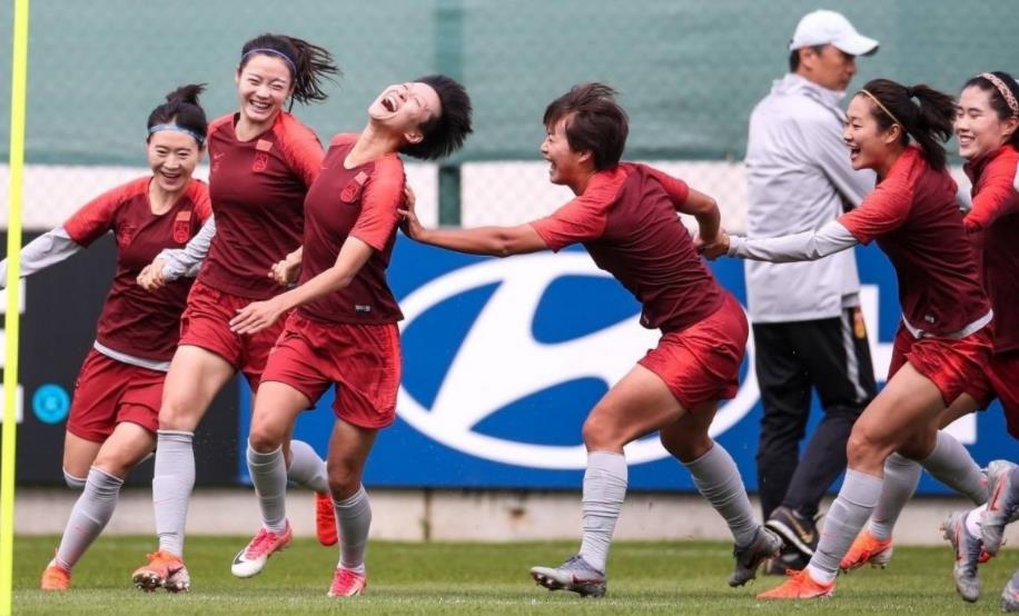 中国女足0-0战平西班牙